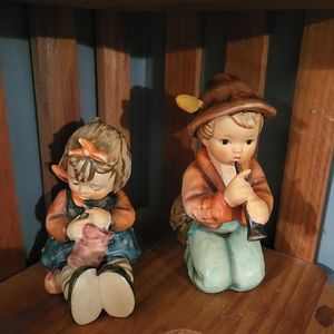 Pair of Hummells. Rare Estate Find